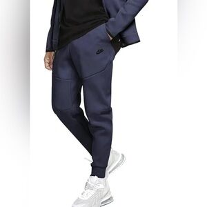 Nike NSW Sportswear Tech Fleece Midnight Navy Black Track Jogger Sweatpants